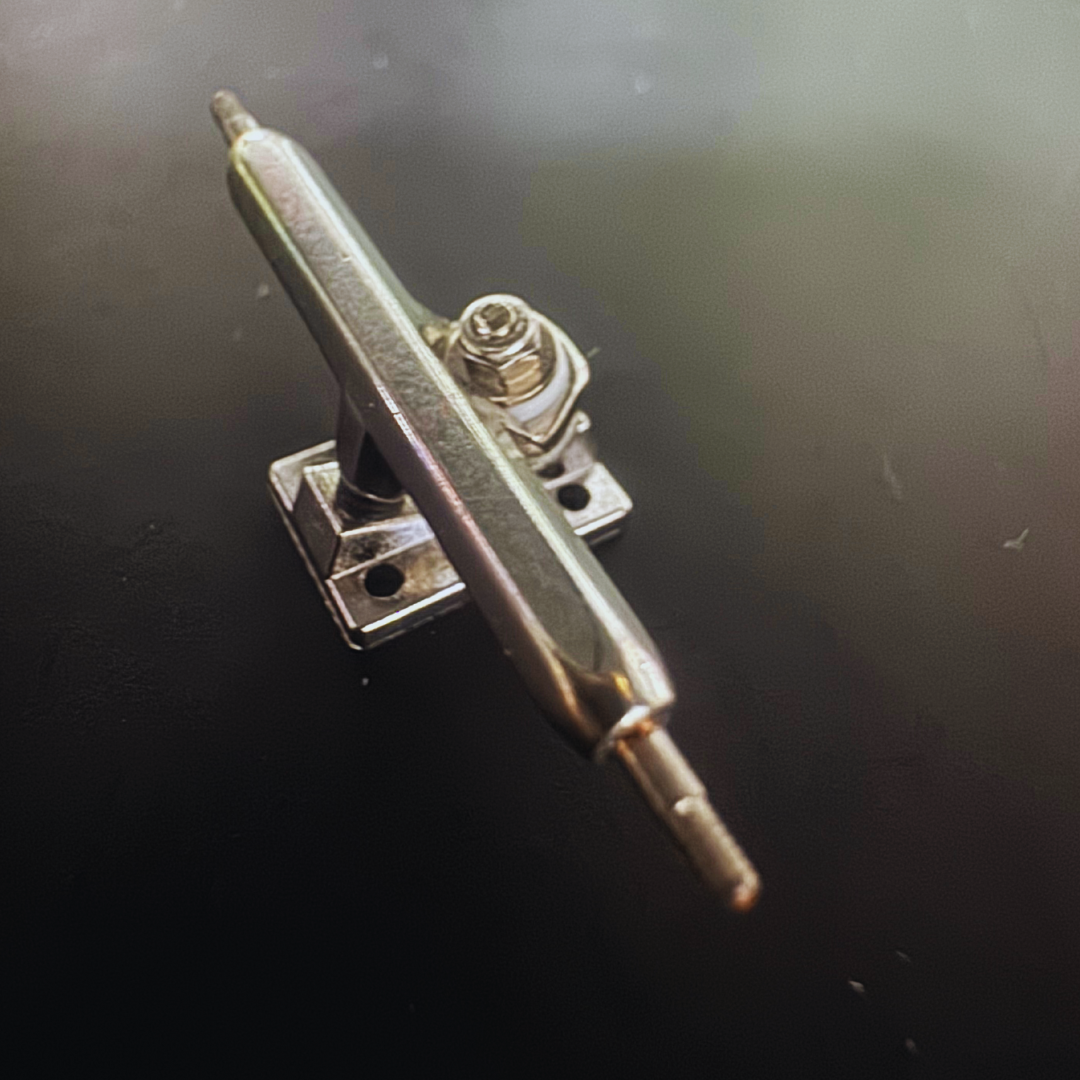 Trucks Fingerboard Polished 36MM